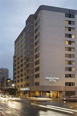 Отель Doubletree Suites by Hilton Minneapolis