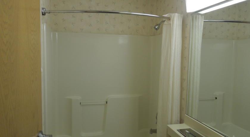 Отель Microtel Inn & Suites by Wyndham Pittsburgh