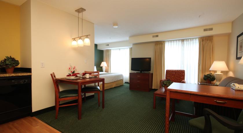 Residence Inn Houston Intercontinental Airport at Greenspoint