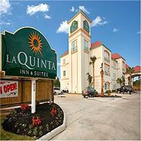 La Quinta Inn & Suites Houston 1960