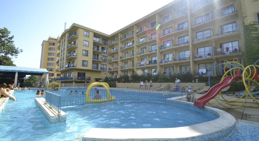Dana Palace