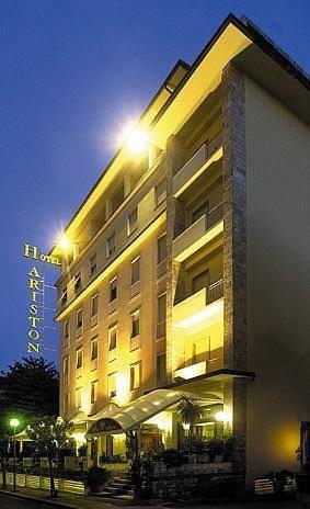 Отель Hotel Ariston