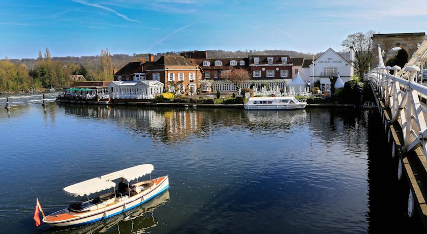 Отель Macdonald Compleat Angler