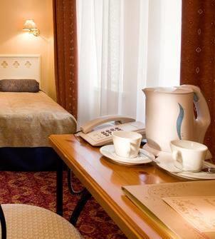 Meriton Old Town Hotel