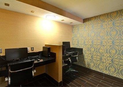Отель Comfort Inn University