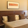 Howard Johnson La Cañada Hotel & Suites