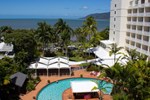 Отель Rydges Tradewinds Cairns