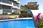 Nexus Benalmádena Suites & Apartments