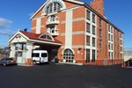 Отель Comfort Inn & Suites Airport Maspeth