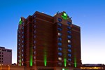 Отель Holiday Inn & Suites Winnipeg Downtown