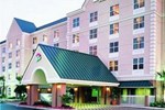 Отель Fairfield Inn & Suites Orlando Lake Buena Vista
