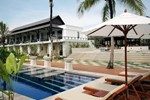 Отель Palm Galleria Resort