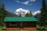 Отель Mount Robson Lodge
