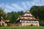 Отель Saschwaller Burehus Holzwurm