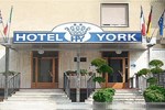 Отель York