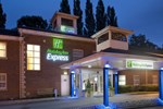 Отель Holiday Inn Express Leeds-East
