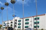 Отель Comfort Inn Near Santa Monica Pier