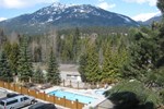 Отель Tantalus Resort Lodge
