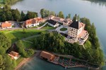 Отель Schloss Fuschl, A Luxury Collection Resort & Spa, Salzburg