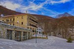 Отель Hotel Manthos