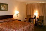 Отель Ramada Inn & Suites Lumberton