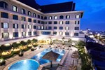 Отель Grand Jatra Hotel Pekanbaru