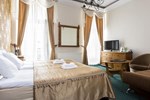 Abella Guest Rooms & Apartments