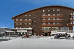 Отель Hôtels & Altitudes Le Viking