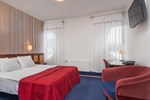 Отель Hotel Athena Отель Hotel Athena