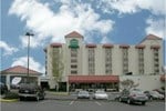 Отель La Quinta Inn & Suites Tacoma