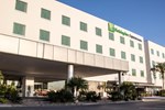 Отель Holiday Inn Express & Suites Irapuato