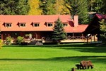 Отель Tweedsmuir Park Lodge