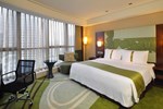 Отель Holiday Inn Qingdao City Centre