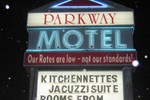 Отель Parkway Motel & European Lodges