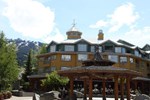 Town Plaza Suites by ResortQuest Whistler