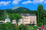 Отель Hotel Tappeiner Отель Hotel Tappeiner