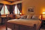 Мини-отель Solace On The Mountain Bed And Breakfast