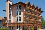 Отель Hotel Dolomiti