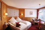 Отель Hotel Berghof