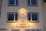 Гостевой дом Hotel-Pension Haus Neustadt