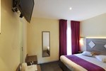 Отель Comfort Hotel Saintes