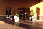 Отель Holiday Inn Express and Suites Phoenix Tempe - University