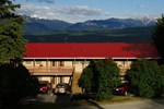 Отель Rocky Mountain Springs Lodge and Citadella Restaurant