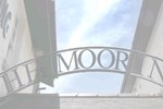 Гостевой дом The Moorings Hotel