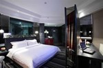 Отель Vienna Hotel (Dongguan Houjie Dadao Branch)