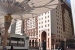 Апартаменты Al Majeedi ARAC Suites