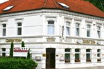 Отель Hotel am Schloss Borbeck