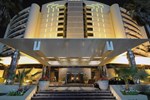 Отель Le Royal Meridien Beach Resort & Spa Dubai