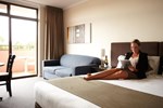 Adelaide Meridien Hotel & Apartments