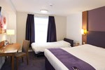 Отель Premier Inn Kendal Central